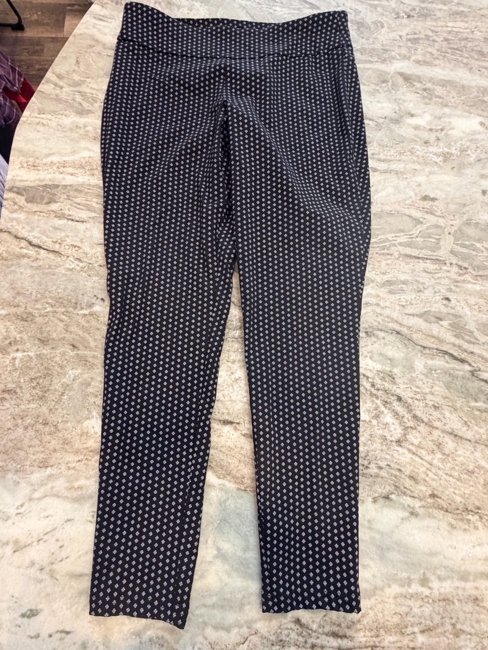 Just Be Large Black White Geometric Print Pull On Stretch Ankle Pants Career